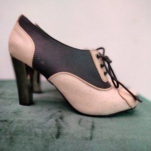 Harajuku Lovers Lace Up Oxford Shoes